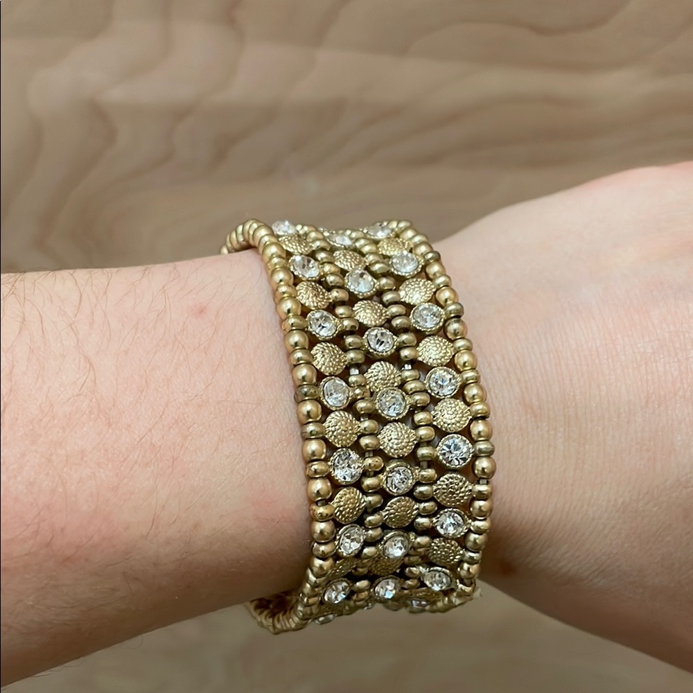 Elegant Gold Beaded Bracelet